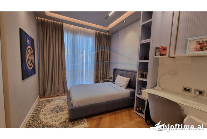 Shtepi ne shitje Vila Luksoze ne Tirane, 3+1, Mobilimi E mobiluar, Pagesa 1,000,000  Euro.