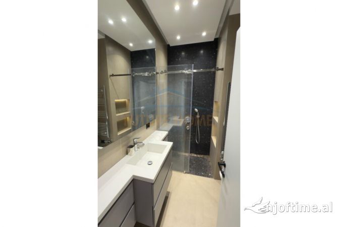 Shtepi me qera Apartament ne Tirane, 1+1, Mobilimi E mobiluar, Pagesa 850  Euro.