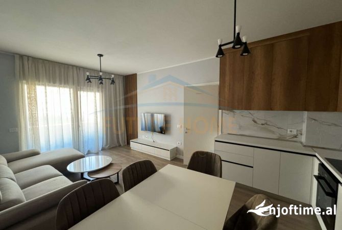 Shtepi me qera Apartament ne Tirane, 2+1, Mobilimi E mobiluar, Pagesa 650  Euro.