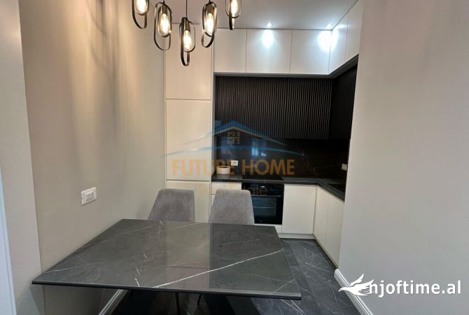 Shtepi me qera Apartament ne Tirane, 1+1, Mobilimi E mobiluar, Pagesa 1,000  Euro.