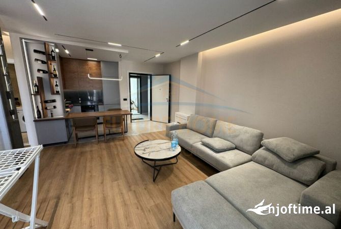 Shtepi ne shitje Apartament ne Kavaje, 1+1, Mobilimi E mobiluar, Pagesa 230,000  Euro.