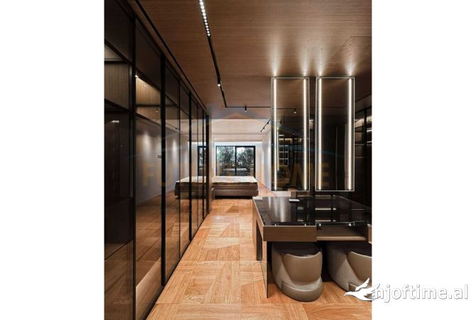 Shtepi ne shitje Apartament ne Tirane, 2+1, Mobilimi E mobiluar, Pagesa 1,290,000  Euro.