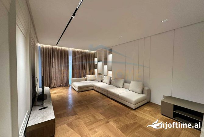 Shtepi ne shitje Apartament ne Tirane, 2+1, Mobilimi E mobiluar, Pagesa 1,290,000  Euro.