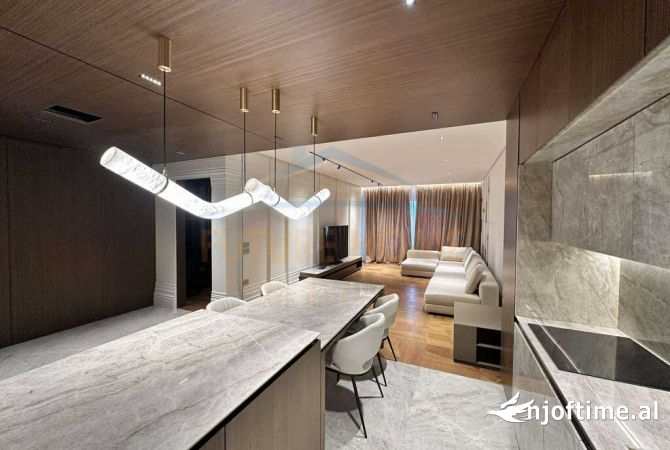 Shtepi ne shitje Apartament ne Tirane, 2+1, Mobilimi E mobiluar, Pagesa 1,290,000  Euro.