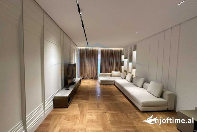 Shtepi ne shitje Apartament ne Tirane, 2+1, Mobilimi E mobiluar, Pagesa 1,290,000  Euro.