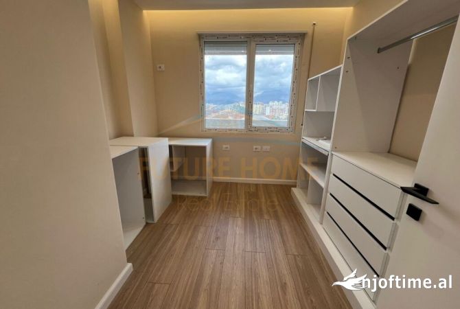 Shtepi ne shitje Apartament ne Tirane, 2+1, Mobilimi Bosh, pa mobiluar, Pagesa 160,000  Euro.