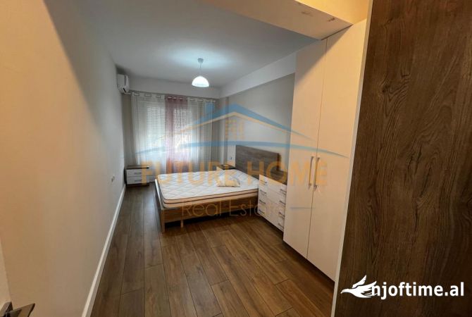 Shtepi me qera Apartament ne Tirane, 1+1, Mobilimi E mobiluar, Pagesa 500  Euro.