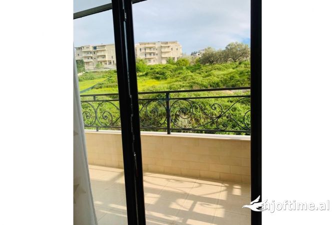 Shtepi me qera 1+1 ne Tirane - 550 Euro