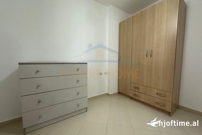 Shtepi me qera Apartament ne Tirane, 1+1, Mobilimi E mobiluar, Pagesa 450  Euro.