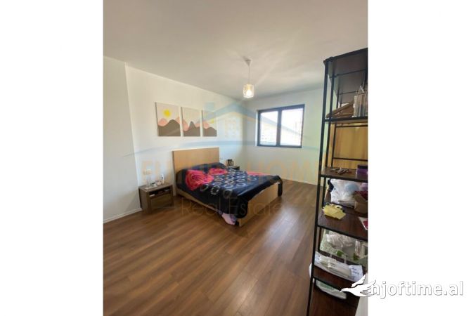 Shtepi me qera 2+1 ne Tirane - 600 Euro