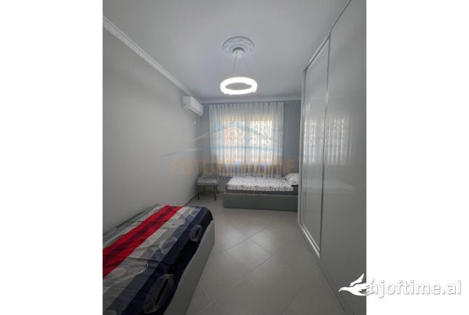 Shtepi me qera Apartament ne Tirane, 2+1, Mobilimi E mobiluar, Pagesa 600  Euro.