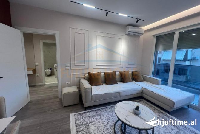 Shtepi me qera Apartament ne Tirane, 1+1, Mobilimi E mobiluar, Pagesa 600  Euro.