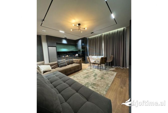 Shtepi ne shitje Apartament ne Tirane, 1+1, Mobilimi E mobiluar, Pagesa 170,000  Euro.