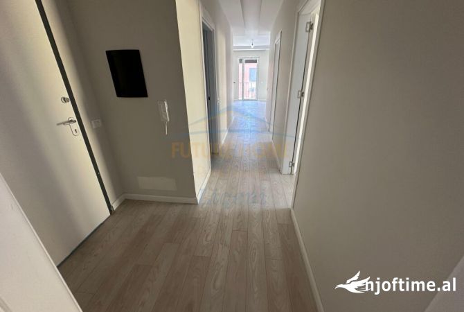 Apartment for sale in Tirana 3+1, Emty