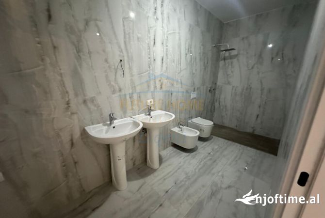Apartment for sale in Tirana 3+1, Emty