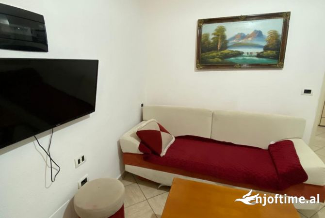 Shtepi me qera 1+1 ne Tirane - 320 Euro