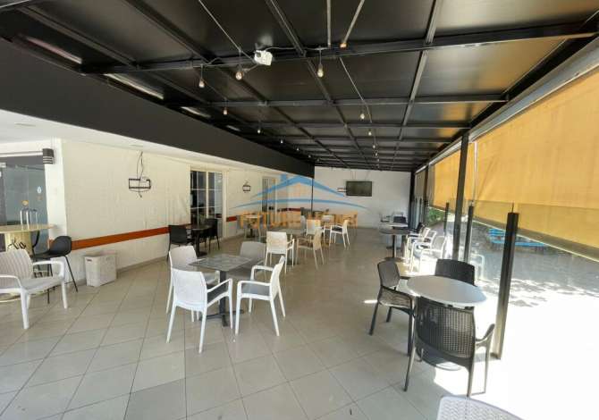 Ambient biznesi me qera 2+1 ne Tirane - 800 Euro