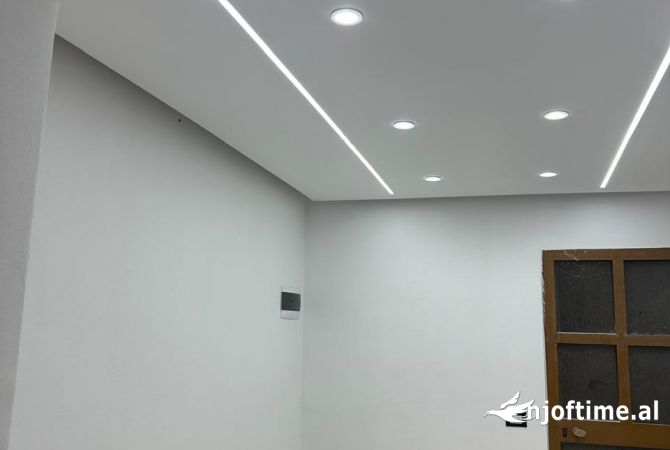 Ambient biznesi me qera 3+1 ne Tirane - 400 Euro