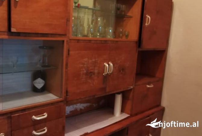 Shtepi ne shitje 1+1 ne Tirane - 50,000 Euro