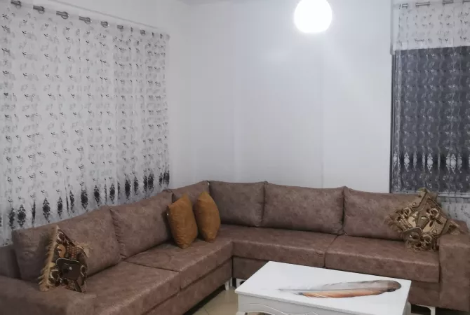 Shtepi me qera Apartament ne Tirane, 1+1, Mobilimi E mobiluar, Pagesa 500  Euro.