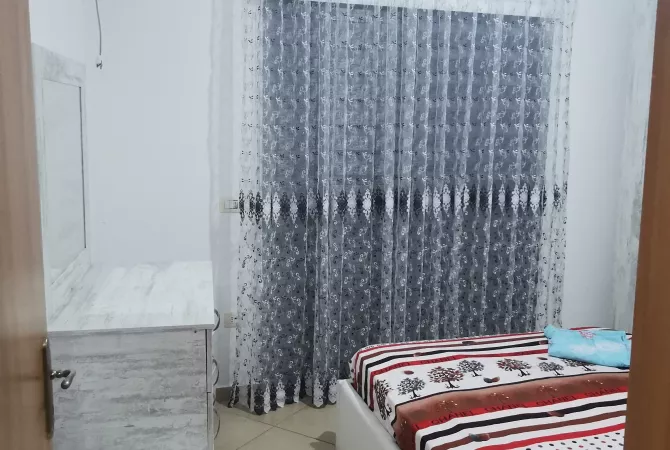 Shtepi me qera Apartament ne Tirane, 1+1, Mobilimi E mobiluar, Pagesa 500  Euro.
