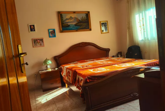 Shtepi me qera Apartament ne Tirane, 1+1, Mobilimi E mobiluar, Pagesa 400  Euro.