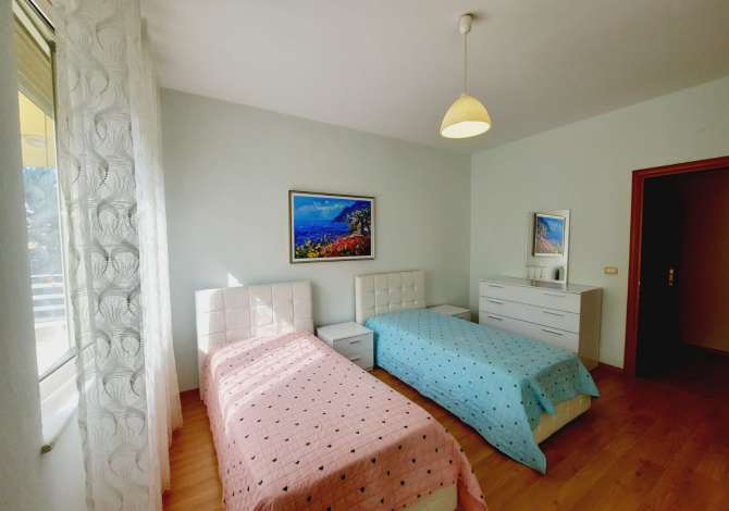 Shtepi me qera 2+1 ne Tirane - 800 Euro