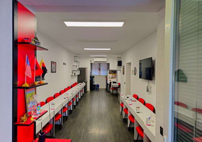 Ambient biznesi me qera 1+1 ne Tirane - 800 Euro