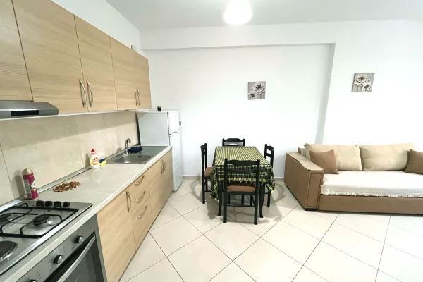 Shtepi me qera Apartament ne Vlore, 2+1, Mobilimi E mobiluar, Pagesa 30,000  Leke.