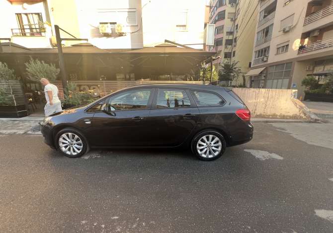 Auto in Vendita  a Tirana - 5,000 Euro
