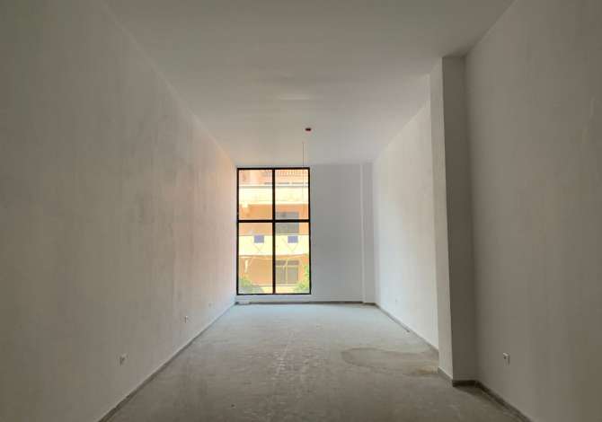 Ambient biznesi me qera 1+1 ne Tirane - 1,700 Euro