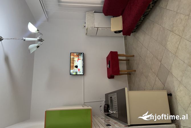 Shtepi me qera 1+1 ne Tirane - 30,000 Leke