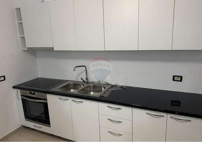 Shtepi me qera 2+1 ne Tirane - 500 Euro