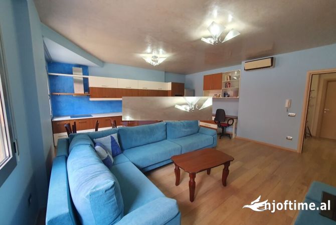 Shtepi me qera 2+1 ne Tirane - 550 Euro