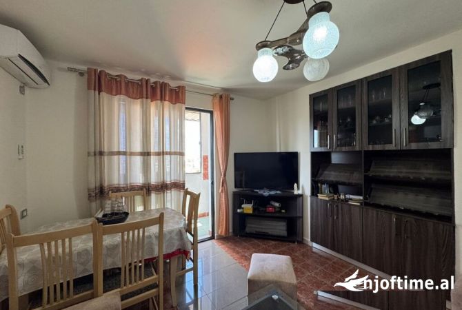 Shtepi me qera 1+1 ne Tirane - 400 Euro