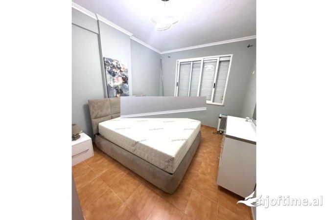 Shtepi me qera 1+1 ne Tirane - 400 Euro