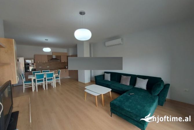 Shtepi me qera 2+1 ne Tirane - 550 Euro