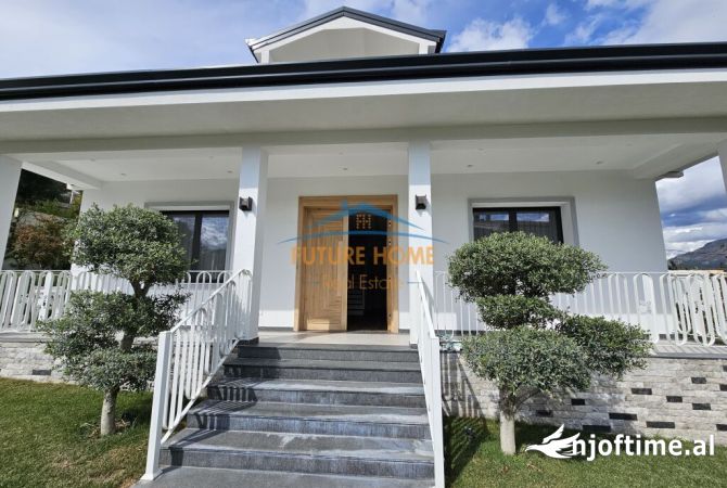 Shtepi me qera Vila Luksoze ne Tirane, 4+1, Mobilimi E mobiluar, Pagesa 3,000  Euro.