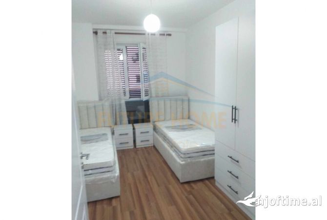 Shtepi me qera 2+1 ne Tirane - 500 Euro