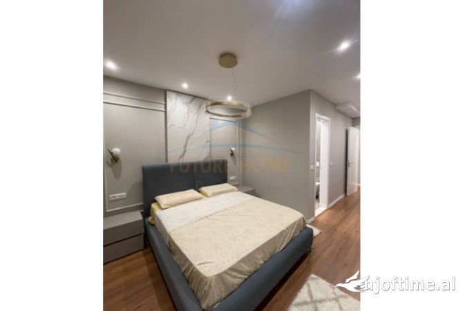 Shtepi me qera 2+1 ne Tirane - 900 Euro