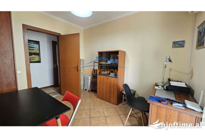 Shtepi me qera 2+1 ne Tirane - 600 Euro