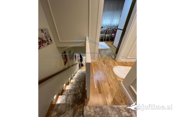 Shtepi ne shitje 3+1 ne Tirane - 370,000 Euro