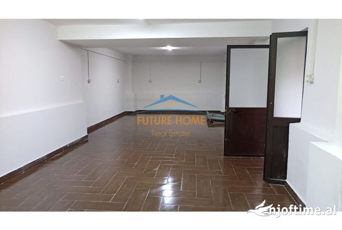 Ambient biznesi ne shitje 3+1 ne Tirane - 92,000 Euro