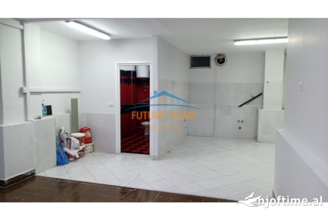 Ambient biznesi ne shitje 3+1 ne Tirane - 92,000 Euro