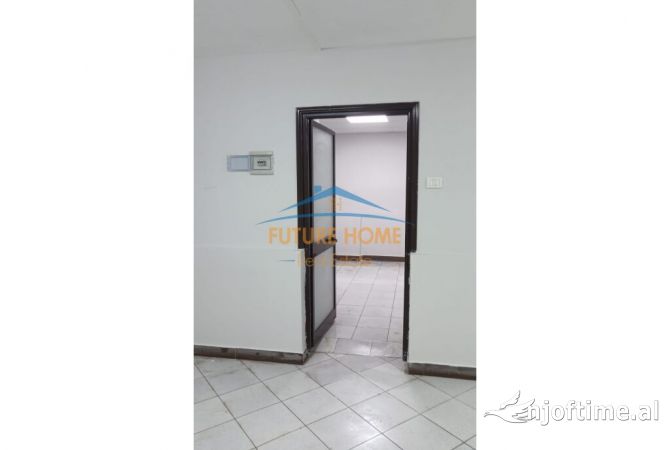 Ambient biznesi ne shitje 3+1 ne Tirane - 92,000 Euro