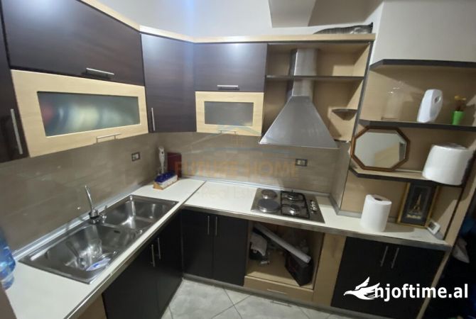  Qera Ambienti Komercial ndodhet ne rrugen Don Bosko 