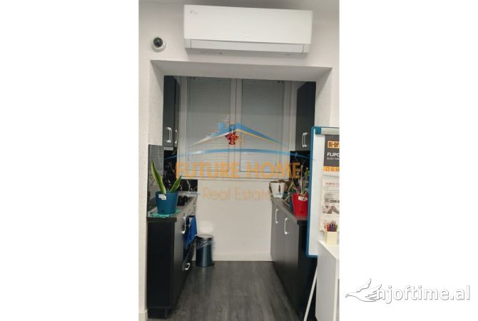 Qera, Ambient Biznesi, Rruga Muhamed Gjollesha, prane shkolles Sabaudin Gabrani