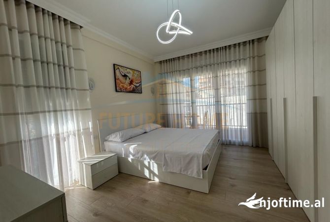 Shtepi me qera 2+1 ne Tirane - 1,200 Euro