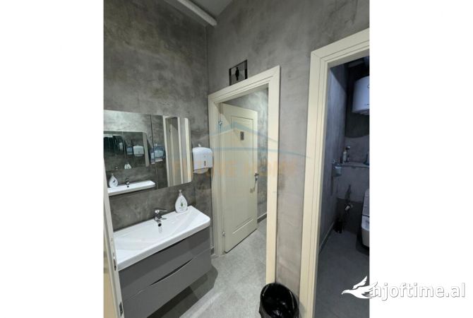 Ambient biznesi ne shitje 3+1 ne Tirane - 1,550,000 Euro