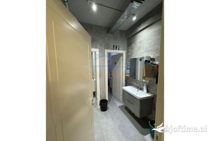 Ambient biznesi ne shitje 3+1 ne Tirane - 1,550,000 Euro
